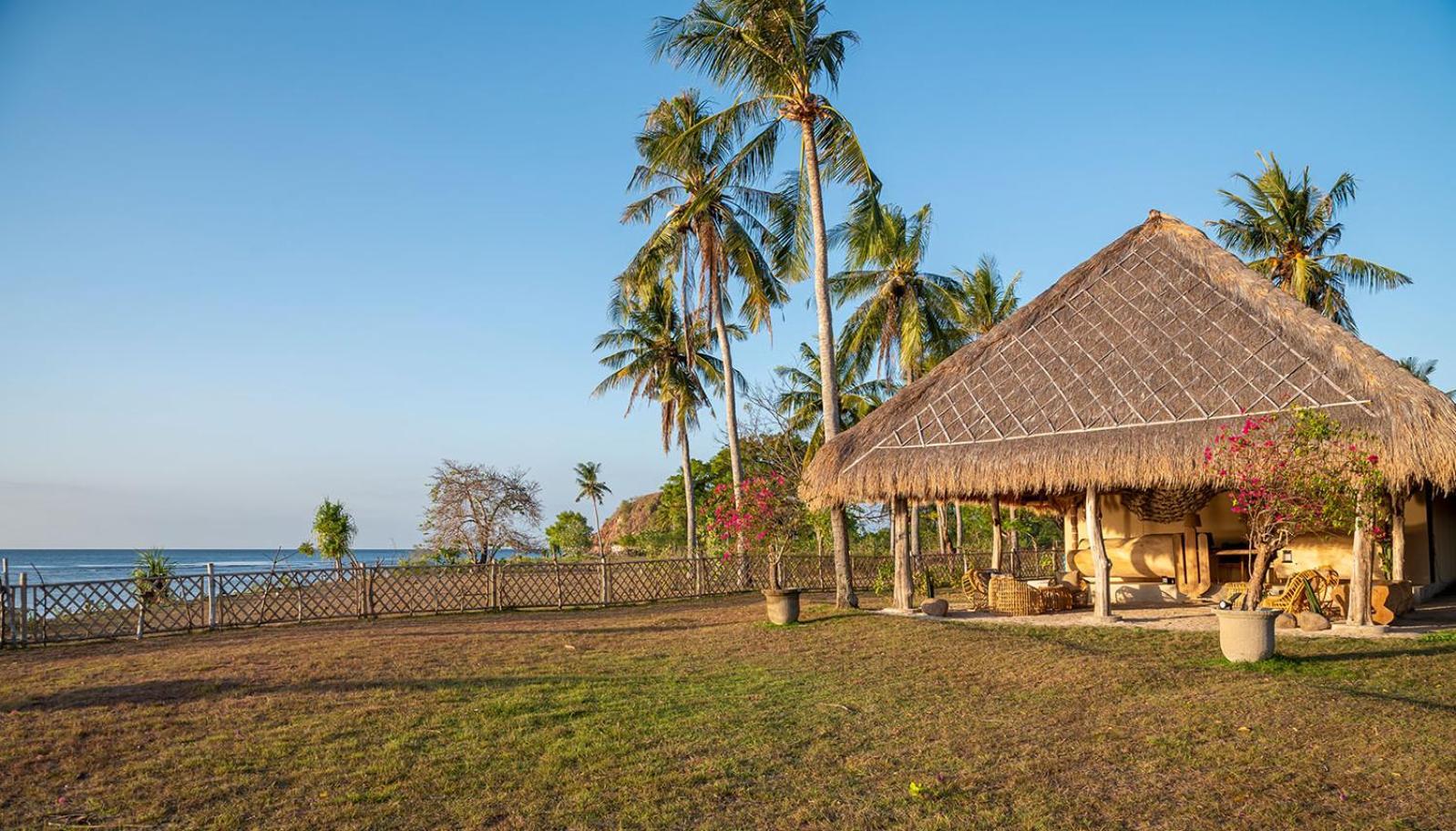 Bleu Mathis Gili Asahan Bagian luar foto